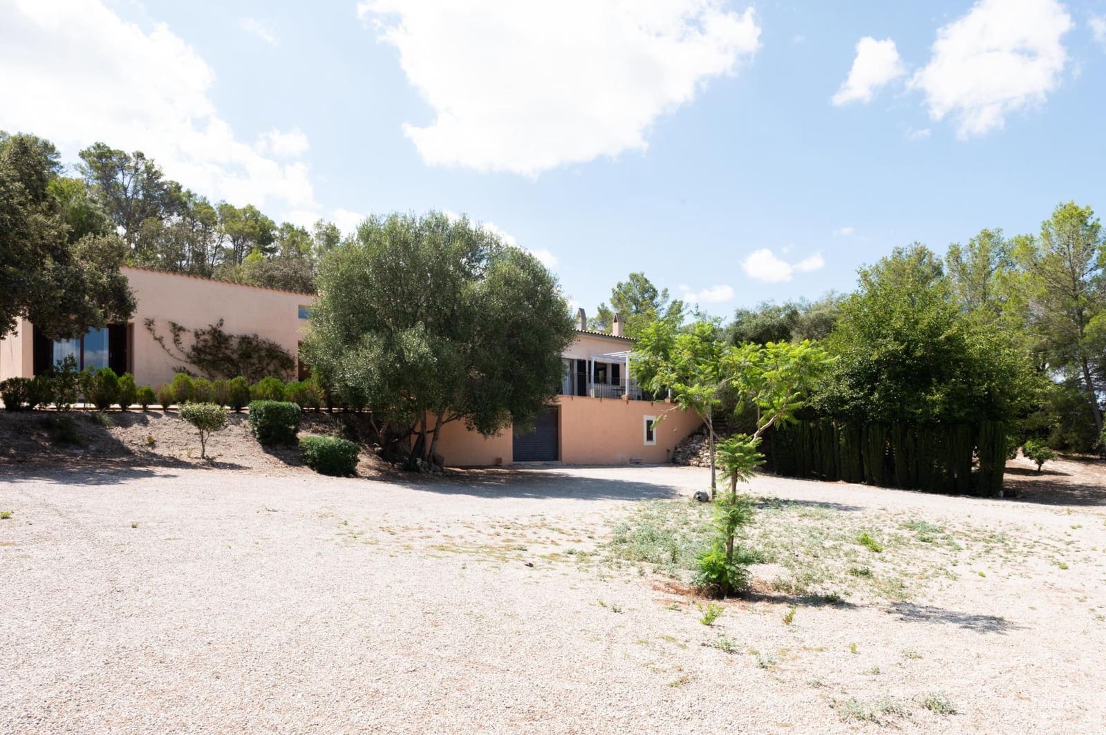 3 sypialnia Finka/Dom wiejski na sprzedaż w Sineu z basenem garażem - 1 580 000 € (Ref: 9156095)