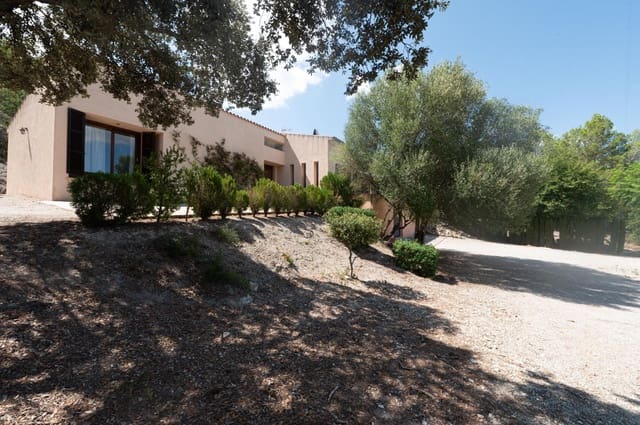 3 slaapkamer Finca/Landhuis te koop in Sineu met zwembad garage - € 1.250.000 (Ref: 9156095)