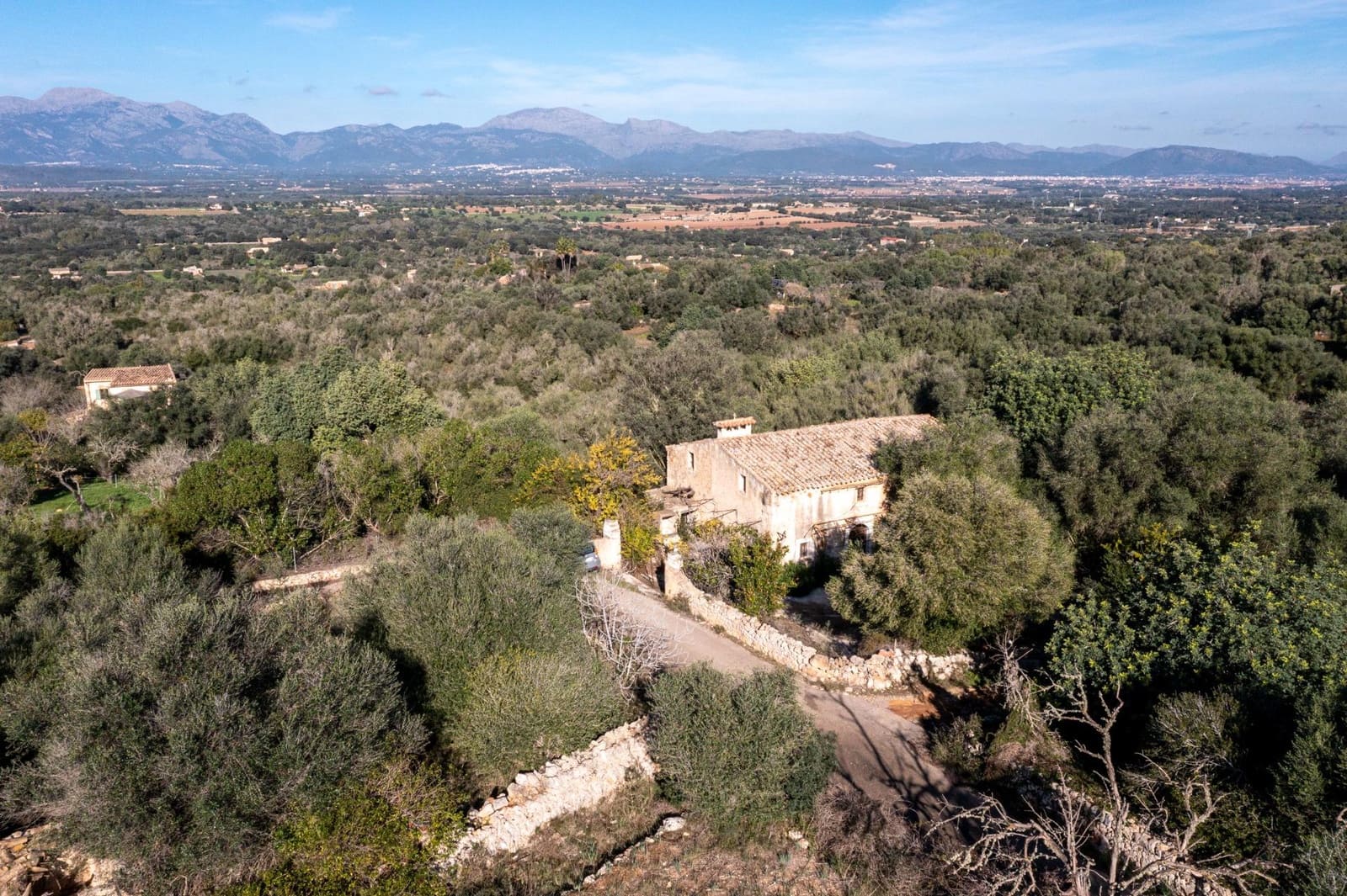 2 bedroom Finca/Country House for sale in Llubi - € 495,000 (Ref: 9393298)