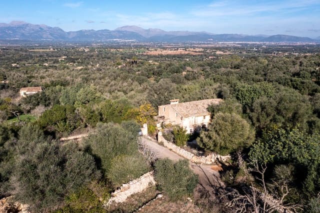 2 bedroom Finca/Country House for sale in Llubí - € 495,000 (Ref: 9393298)