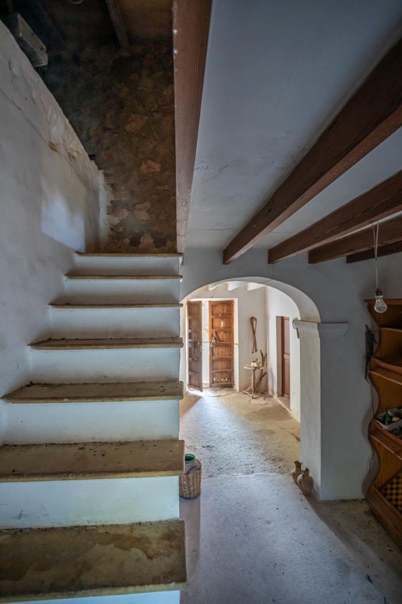 Finca/Casa Rural de 2 habitaciones en Llubí en venta - 495.000 € (Ref: 9393298)