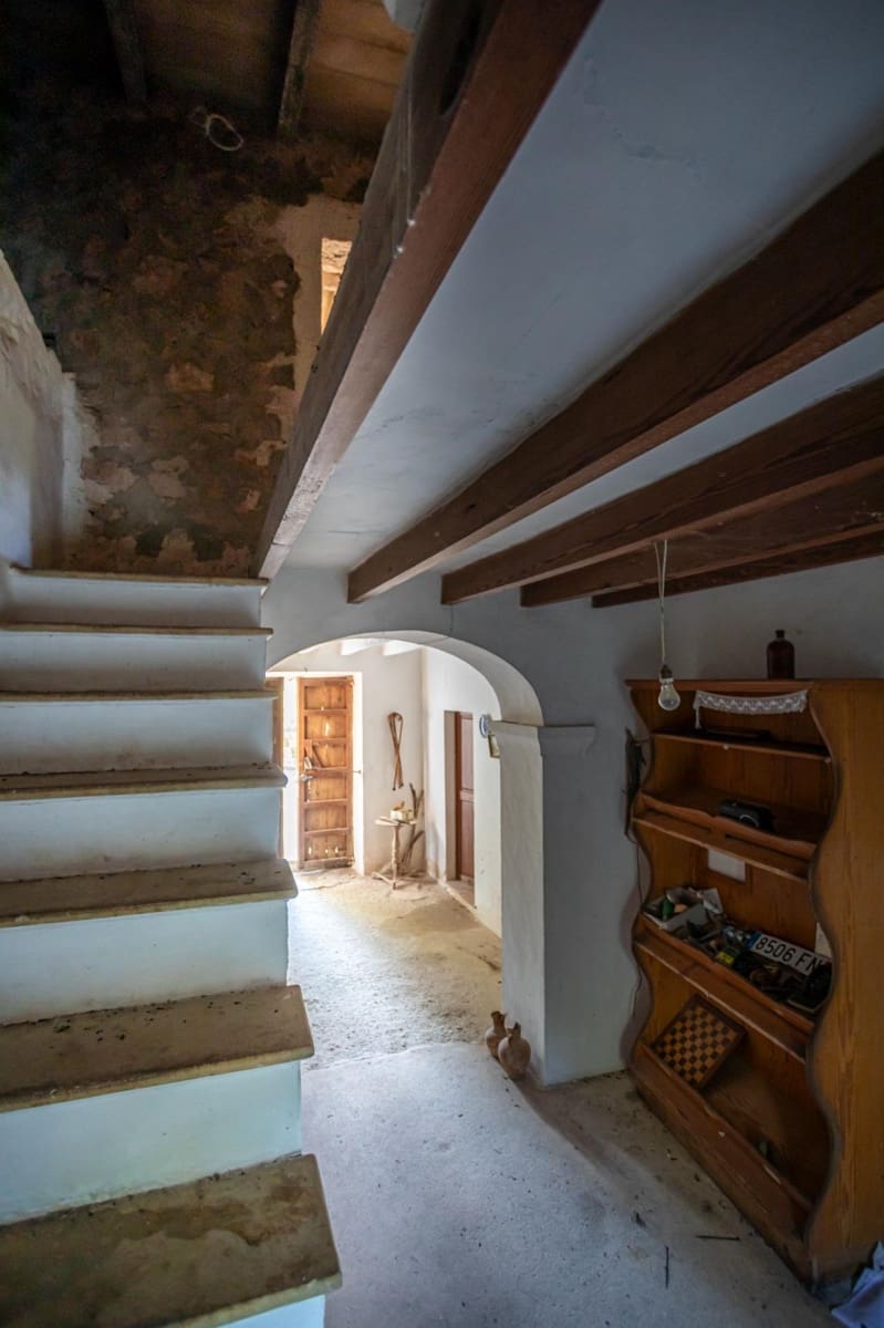 2 bedroom Finca/Country House for sale in Llubi - € 495,000 (Ref: 9393298)