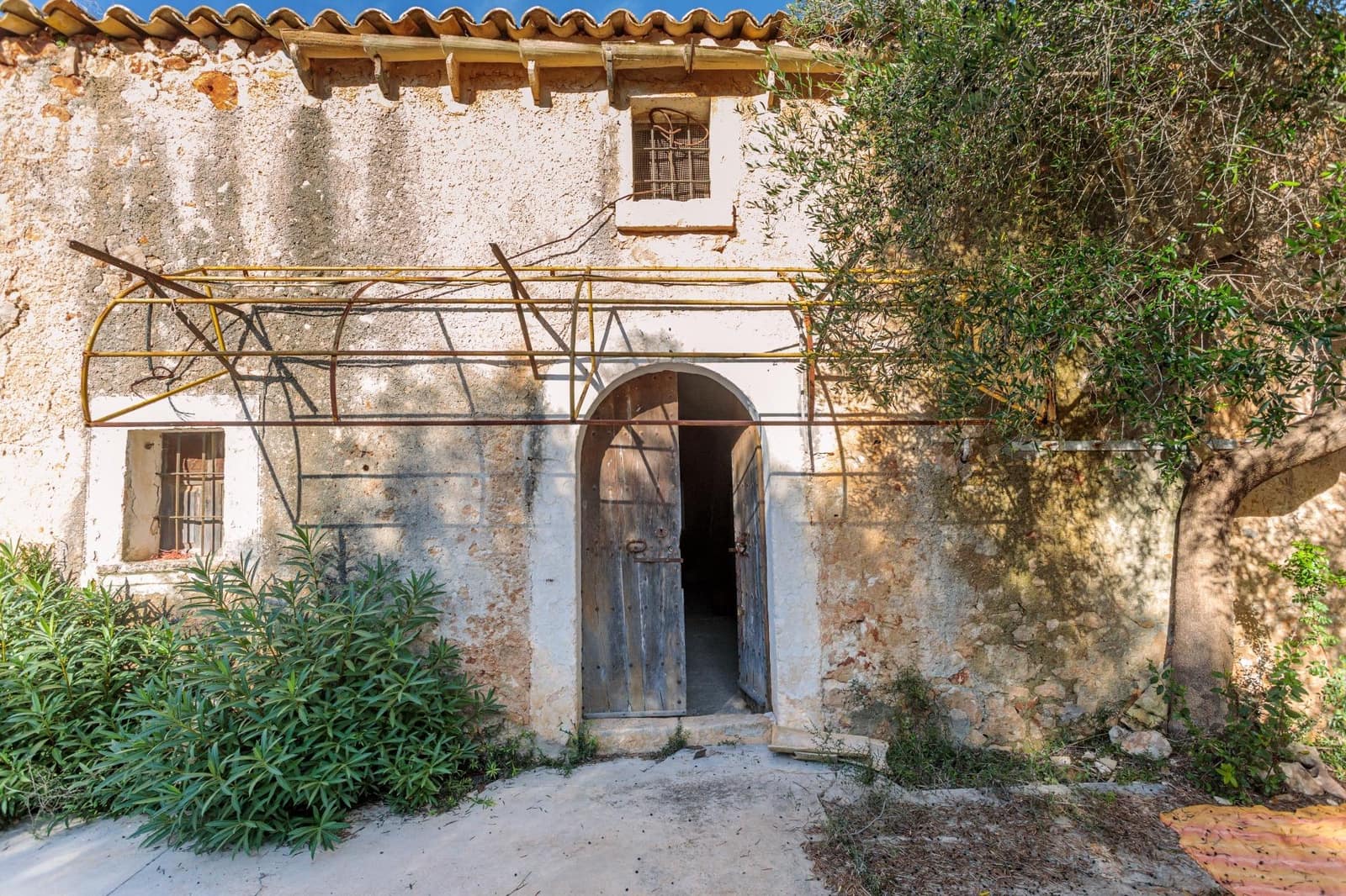 2 bedroom Finca/Country House for sale in Llubi - € 495,000 (Ref: 9393298)