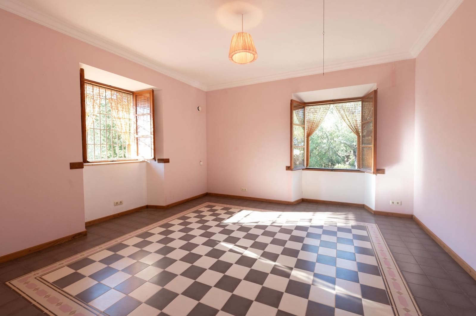 5 bedroom Finca/Country House for sale in Sineu with garage - € 3,150,000 (Ref: 9393299)