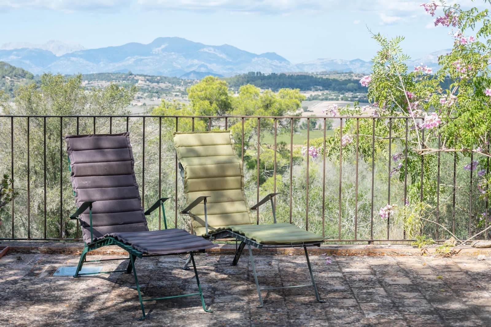 5 bedroom Finca/Country House for sale in Sineu with garage - € 3,150,000 (Ref: 9393299)