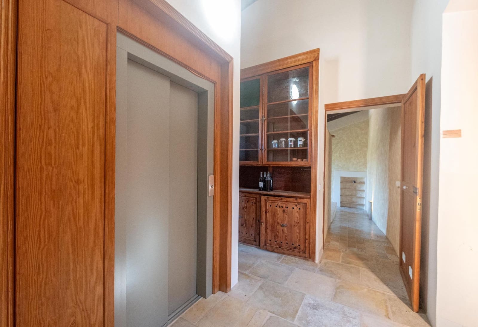 5 soveværelse Finca/Landehus til salg i Sineu med garage - € 3.150.000 (Ref: 9393299)