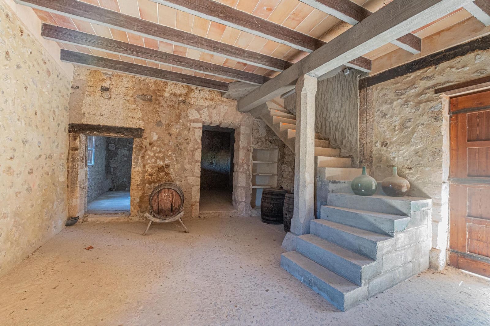 5 soveværelse Finca/Landehus til salg i Sineu med garage - € 3.150.000 (Ref: 9393299)