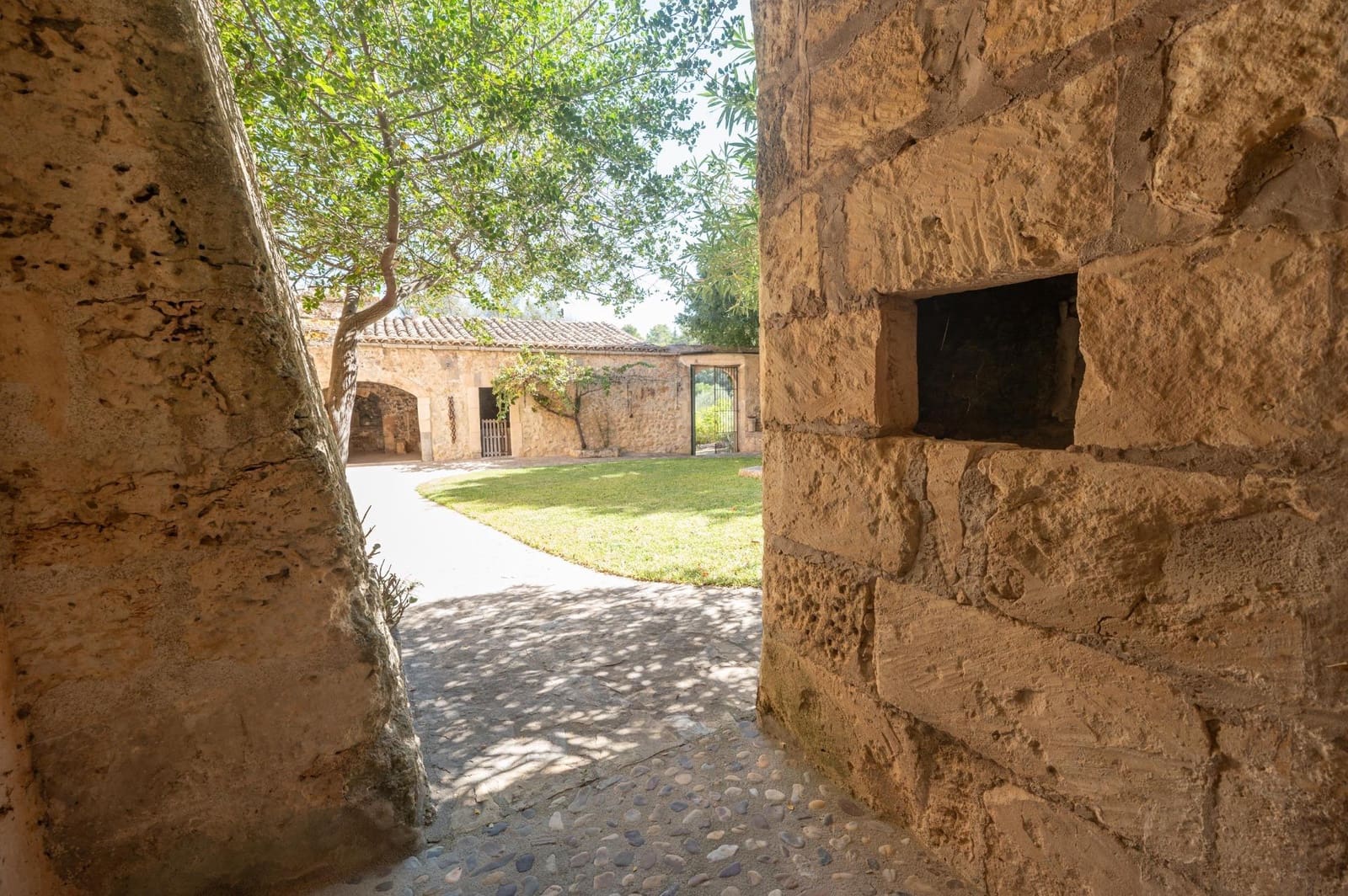 5 quarto Quinta/Casa Rural para venda em Sineu com garagem - 3 150 000 € (Ref: 9393299)