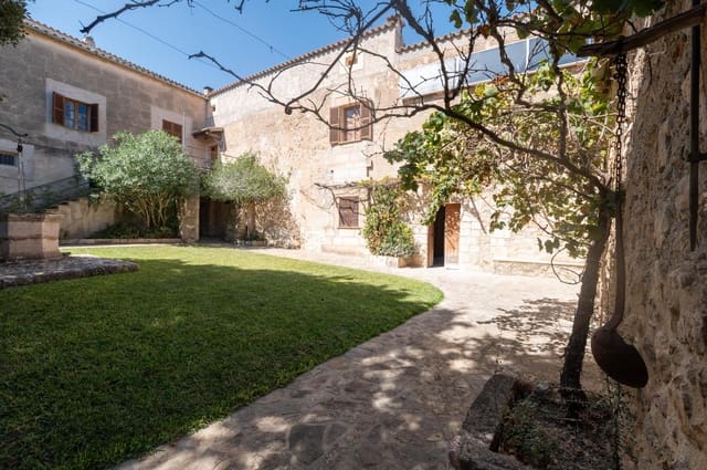 5 chambre Finca/Maison de Campagne à vendre à Sineu avec garage - 3 150 000 € (Ref: 9393299)