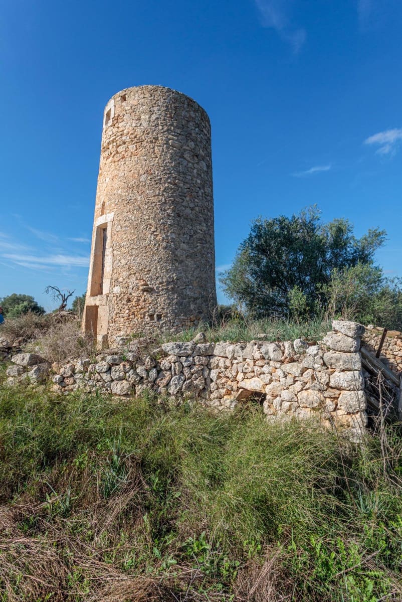 Undeveloped Land for sale in Llubi - € 495,000 (Ref: 9398508)
