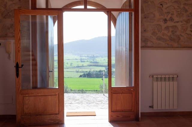 3 chambre Finca/Maison de Campagne à vendre à Sineu avec garage - 2 200 000 € (Ref: 9615471)