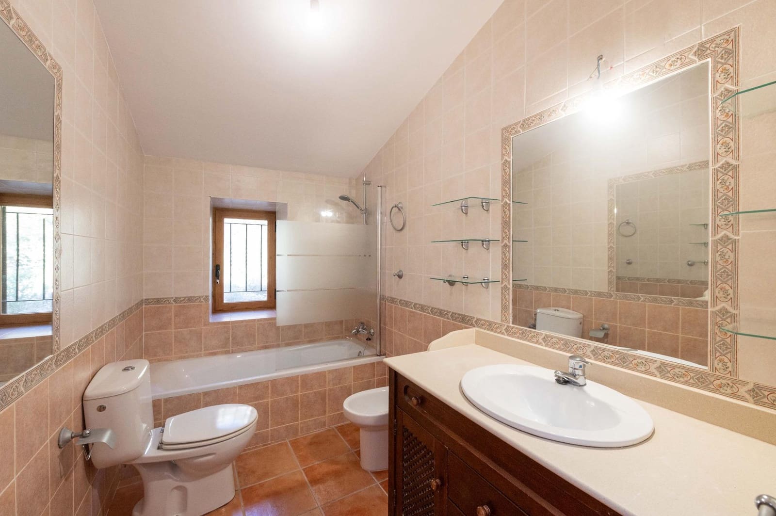 3 chambre Finca/Maison de Campagne à vendre à Sineu avec garage - 1 800 000 € (Ref: 9615471)