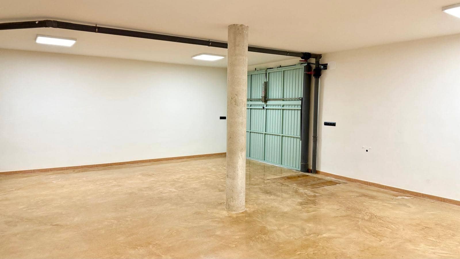 3 bedroom Villa for sale in Sineu with pool garage - € 1,400,000 (Ref: 9704929)