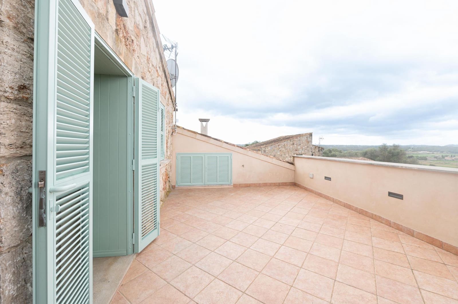 3 bedroom Villa for sale in Sineu with pool garage - € 1,400,000 (Ref: 9704929)