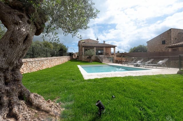 3 sypialnia Willa na sprzedaż w Sineu z basenem garażem - 1 400 000 € (Ref: 9704929)