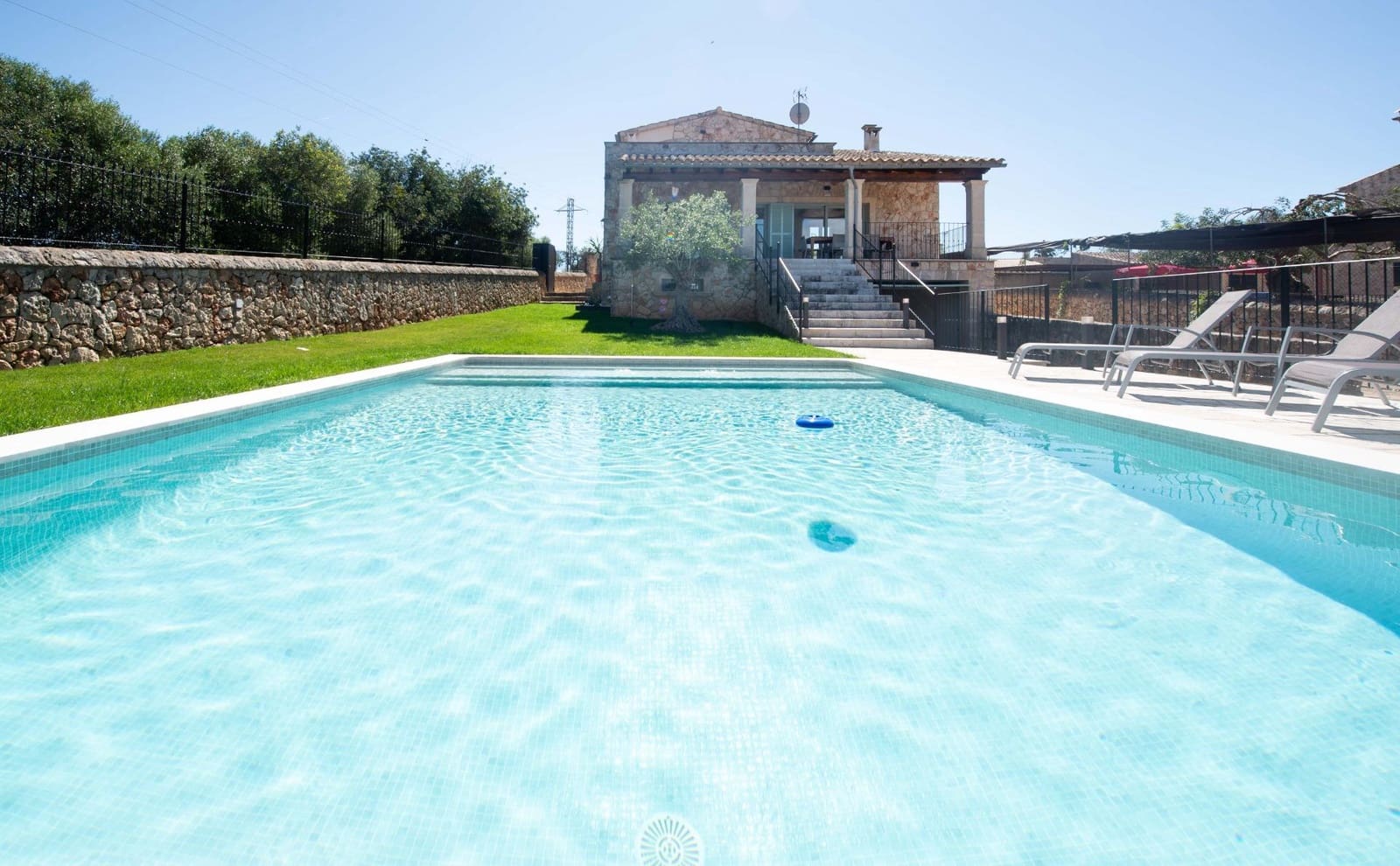 3 bedroom Villa for sale in Sineu with pool garage - € 1,400,000 (Ref: 9704929)