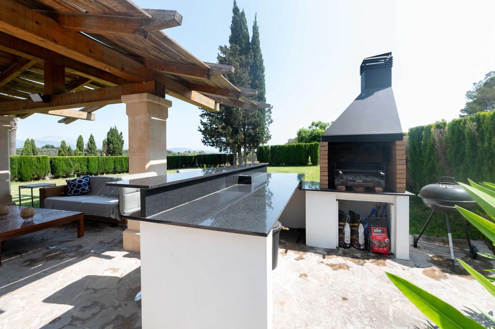 4 sovrum Finca/Hus på landet till salu i Llubi - 2 200 000 € (Ref: 9783011)