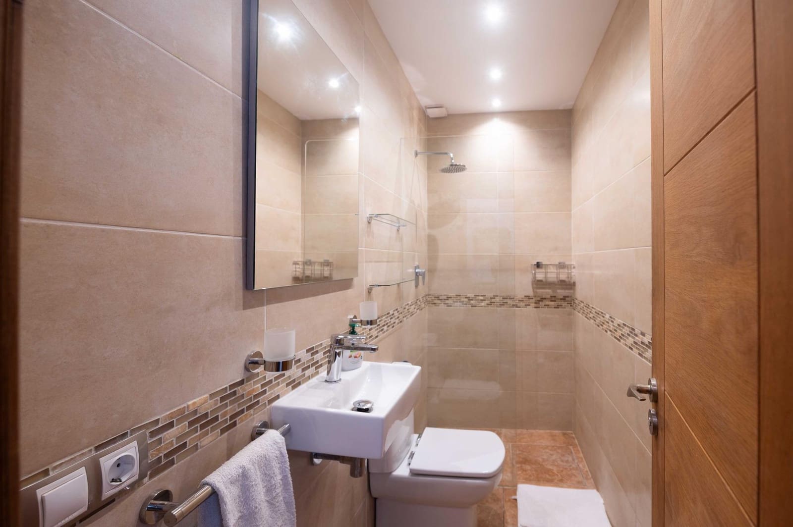 4 sovrum Finca/Hus på landet till salu i Llubi - 2 200 000 € (Ref: 9783011)