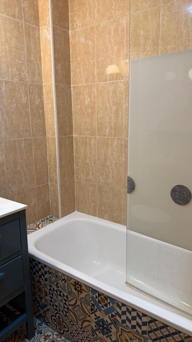 2 slaapkamer Flat te huur in Sant Joan met garage - € 1.050 (Ref: 9797136)