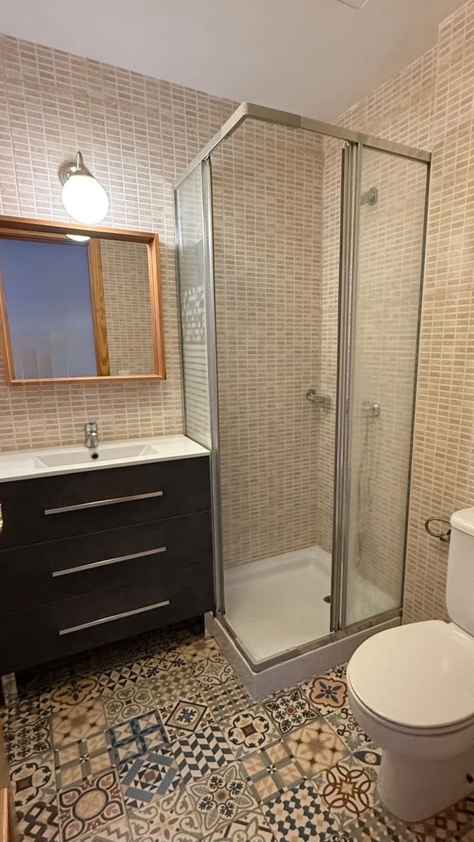 2 slaapkamer Flat te huur in Sant Joan met garage - € 1.050 (Ref: 9797136)