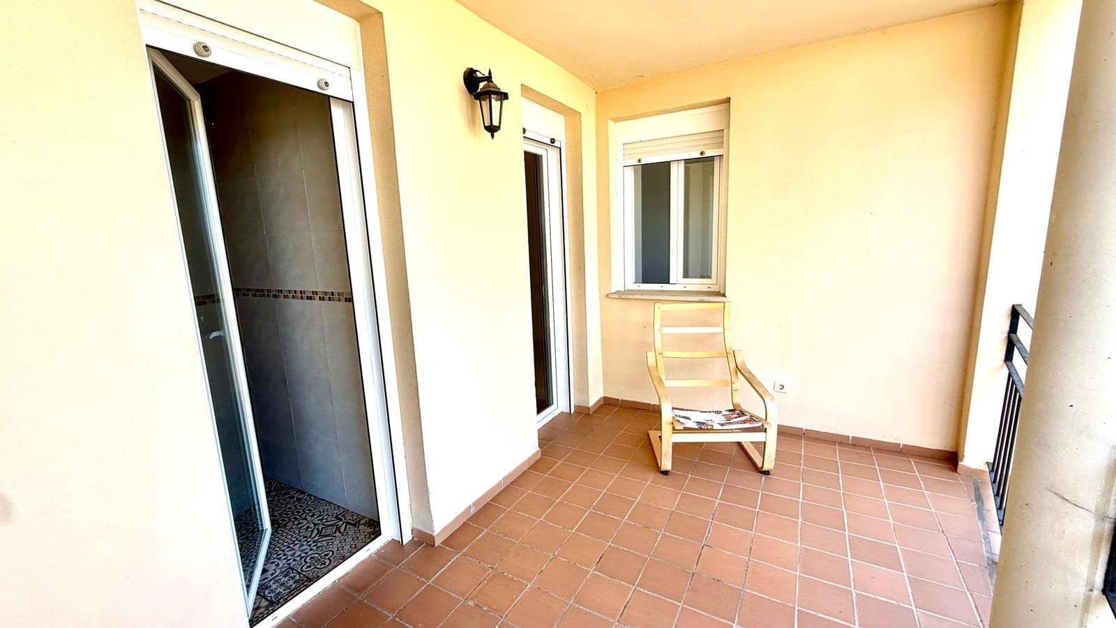 2 slaapkamer Flat te huur in Sant Joan met garage - € 1.050 (Ref: 9797136)