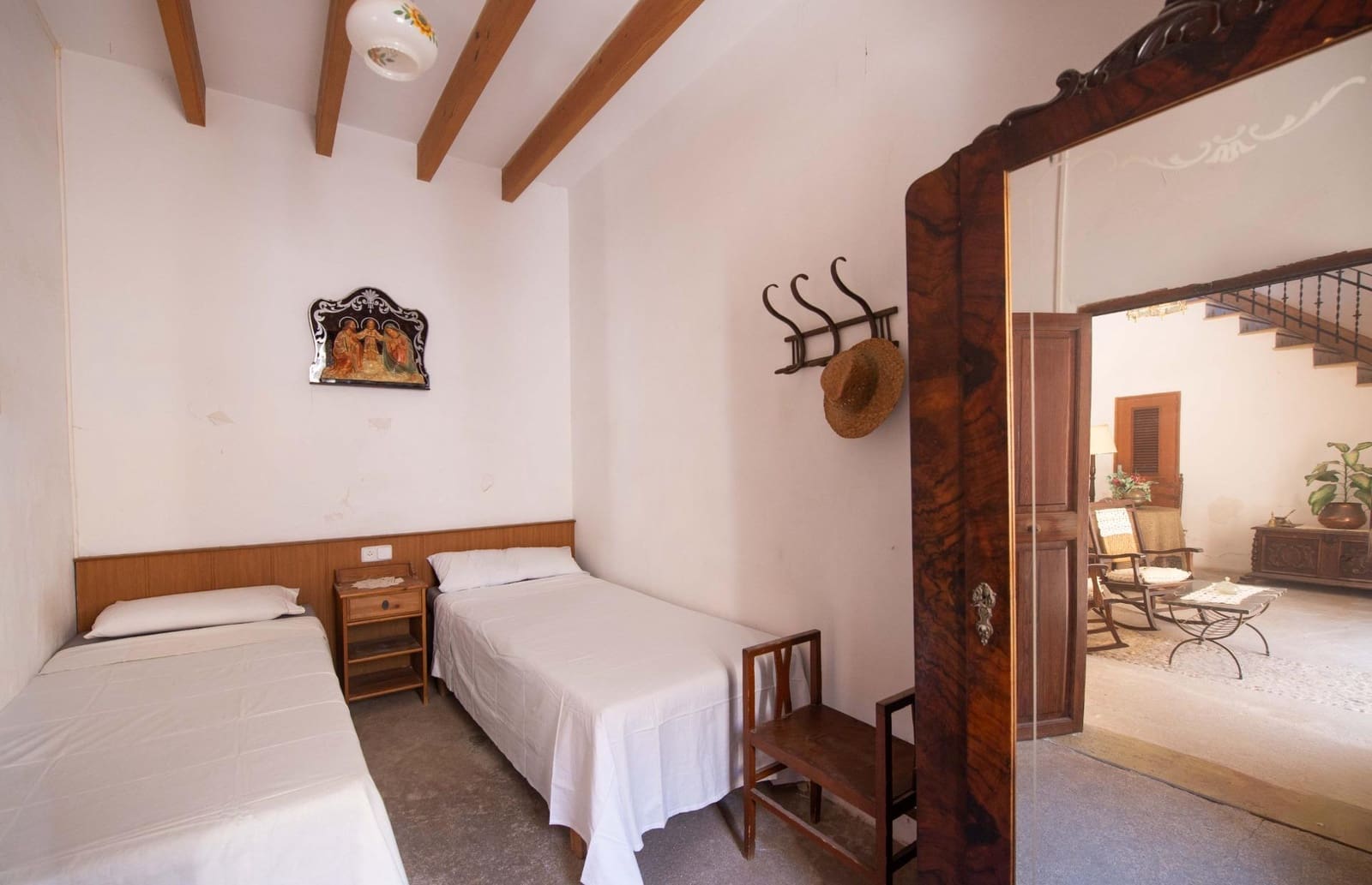 4 bedroom Townhouse for sale in Sineu - € 590,000 (Ref: 9797137)