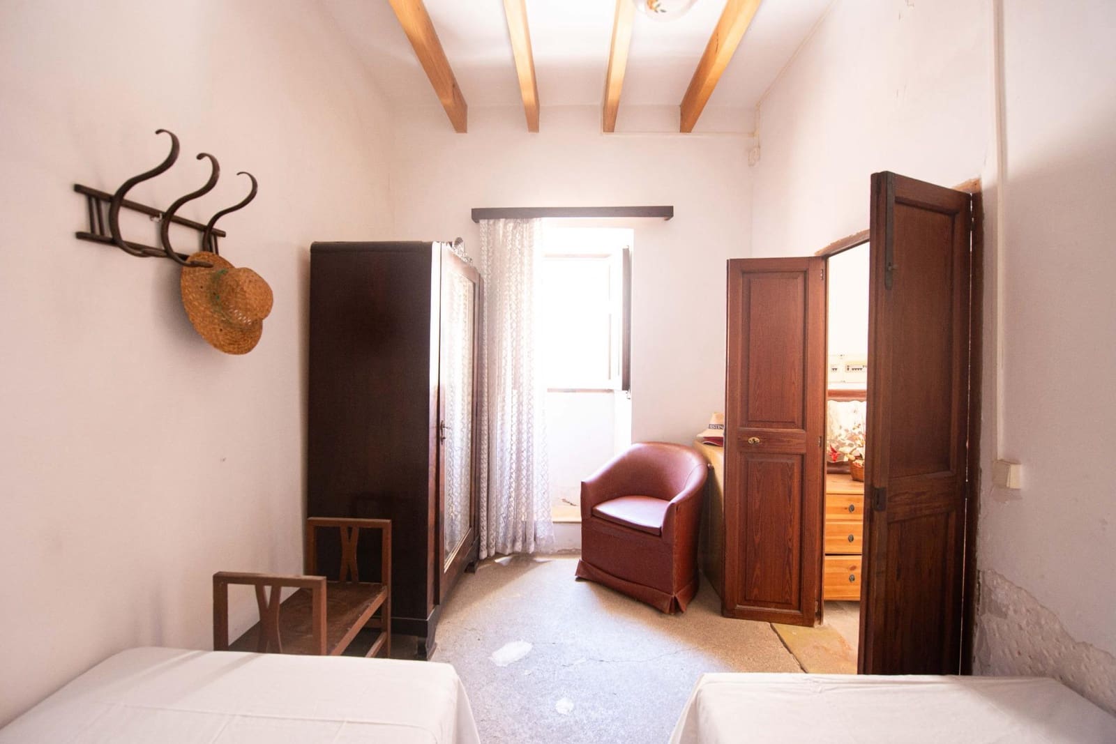 4 bedroom Townhouse for sale in Sineu - € 590,000 (Ref: 9797137)