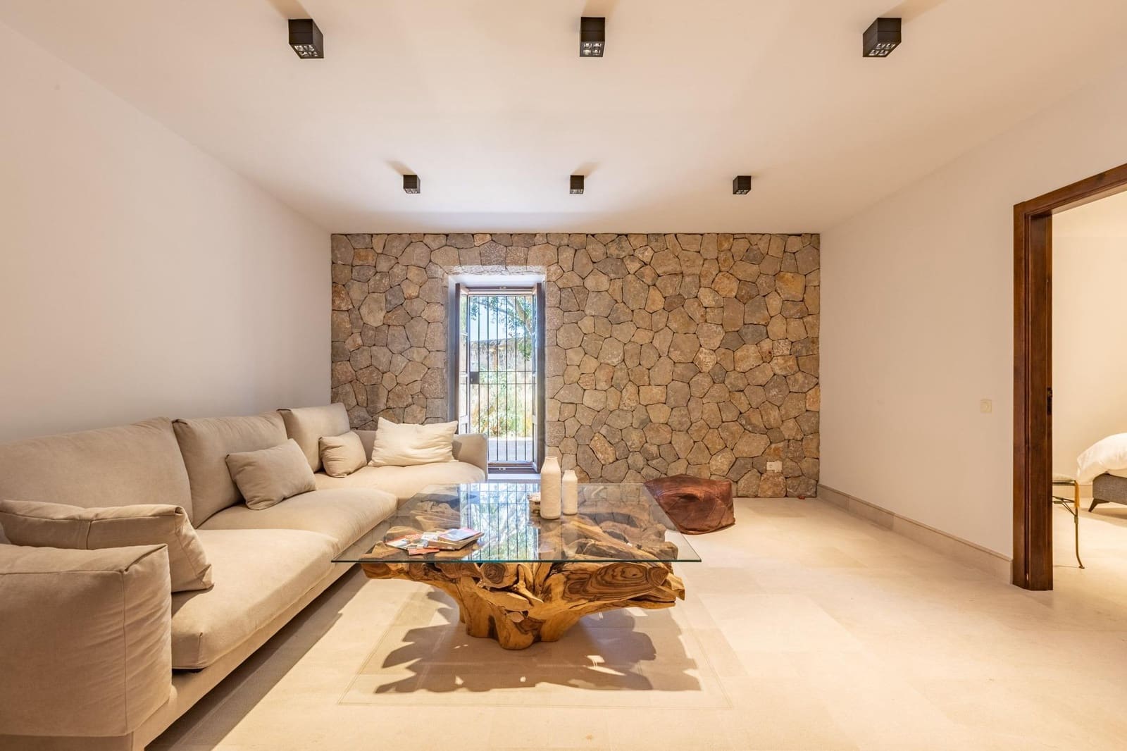 7 bedroom Finca/Country House for sale in Palma de Mallorca with pool garage - € 3,900,000 (Ref: 9957994)