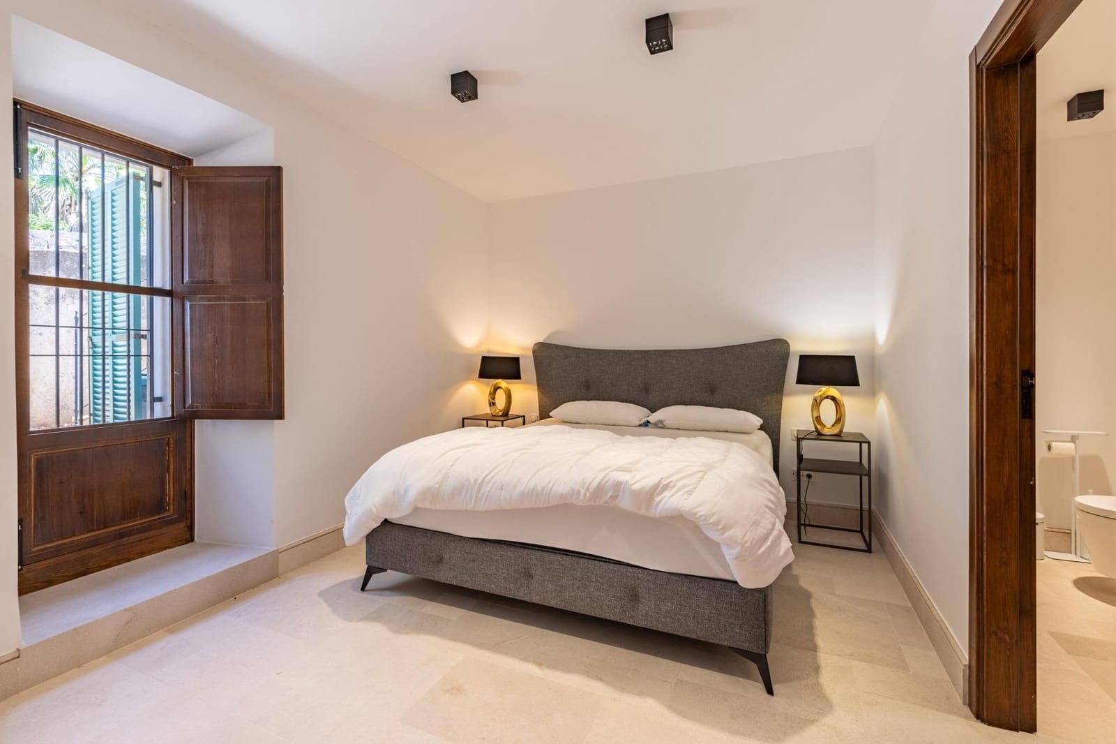 7 bedroom Finca/Country House for sale in Palma de Mallorca with pool garage - € 3,900,000 (Ref: 9957994)
