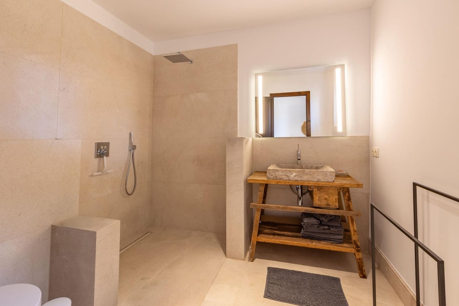 7 bedroom Finca/Country House for sale in Palma de Mallorca with pool garage - € 3,900,000 (Ref: 9957994)