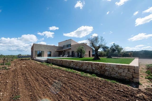 4 soverom Finca/Herregård til salgs i Sineu med svømmebasseng garasje - € 2 400 000 (Ref: 9957995)
