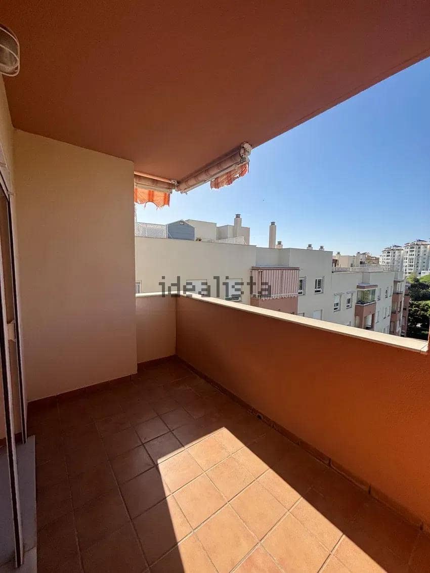 2 chambre Appartement à vendre à Estepona avec piscine - 399 000 € (Ref: 10043081)