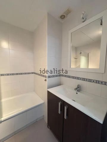 Apartamento de 2 habitaciones en Huerta Nueva, Estepona en venta con piscina - 399.000 € (Ref: 10043081)