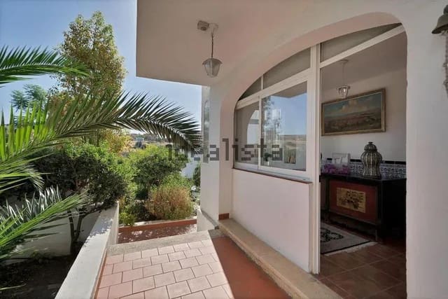 3 soverom Villa til salgs i Estepona - € 590 000 (Ref: 10043083)