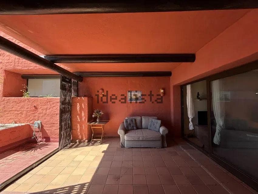 2 chambre Appartement à vendre à San Luis de Sabinillas avec piscine garage - 239 900 € (Ref: 10043084)