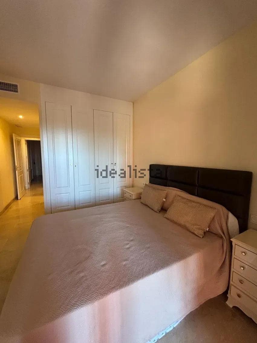 2 chambre Appartement à vendre à San Luis de Sabinillas avec piscine garage - 239 900 € (Ref: 10043084)