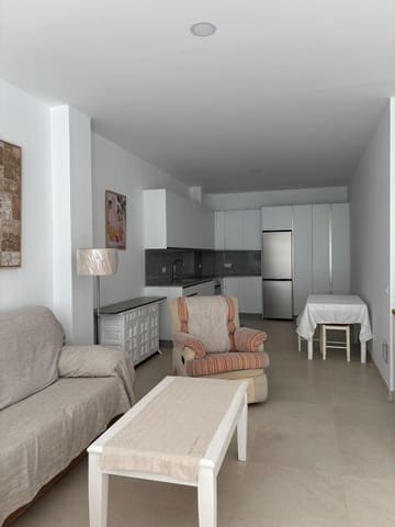 2 slaapkamer Appartement te huur in Estepona - € 1.400 (Ref: 10102673)