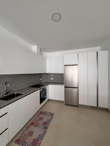 2 slaapkamer Appartement te huur in Estepona - € 1.400 (Ref: 10102673)