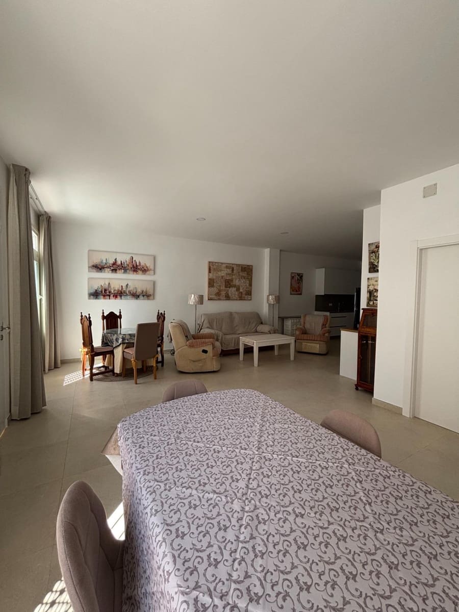 2 makuuhuone Huoneisto vuokrattavana paikassa Estepona - 1 400 € (Ref: 10102673)