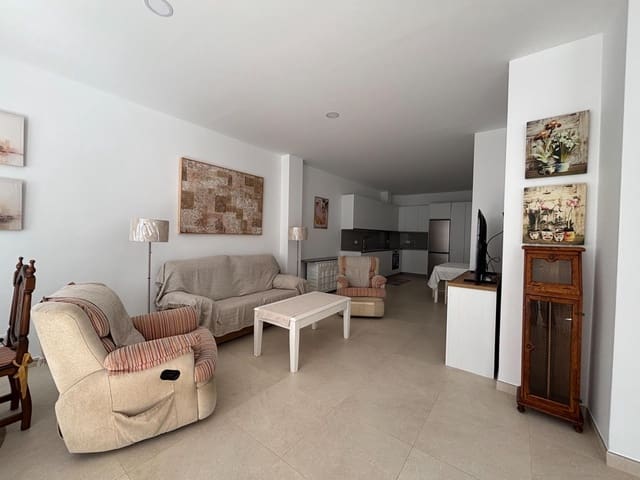 2 slaapkamer Appartement te huur in Estepona - € 1.400 (Ref: 10102673)
