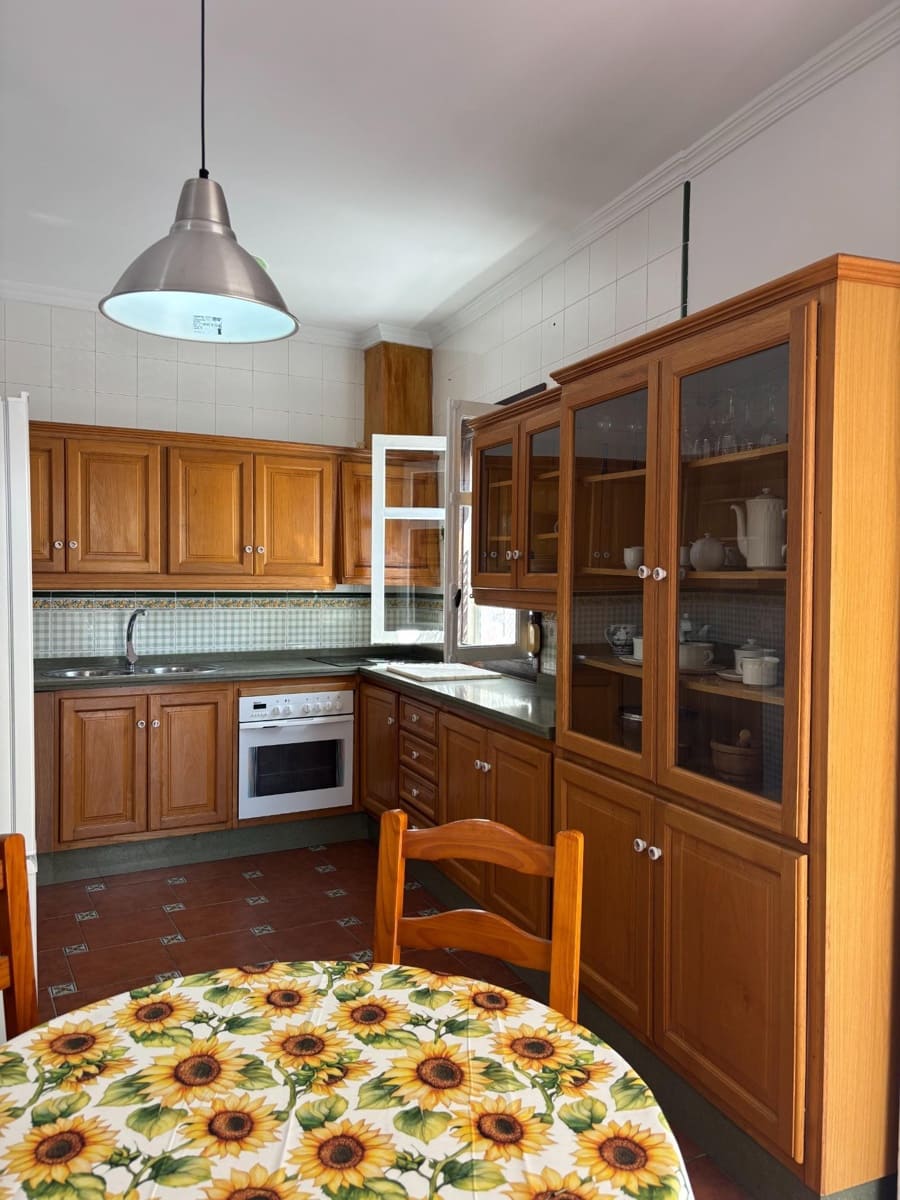 2 slaapkamer Appartement te huur in Estepona - € 1.400 (Ref: 10102674)