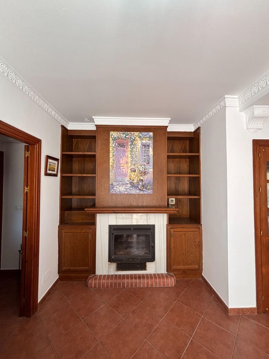 2 slaapkamer Appartement te huur in Estepona - € 1.400 (Ref: 10102674)