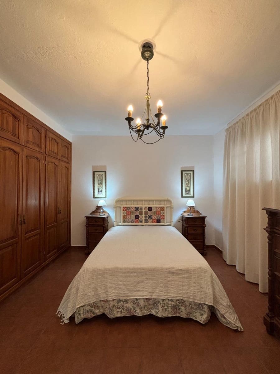 2 slaapkamer Appartement te huur in Estepona - € 1.400 (Ref: 10102674)