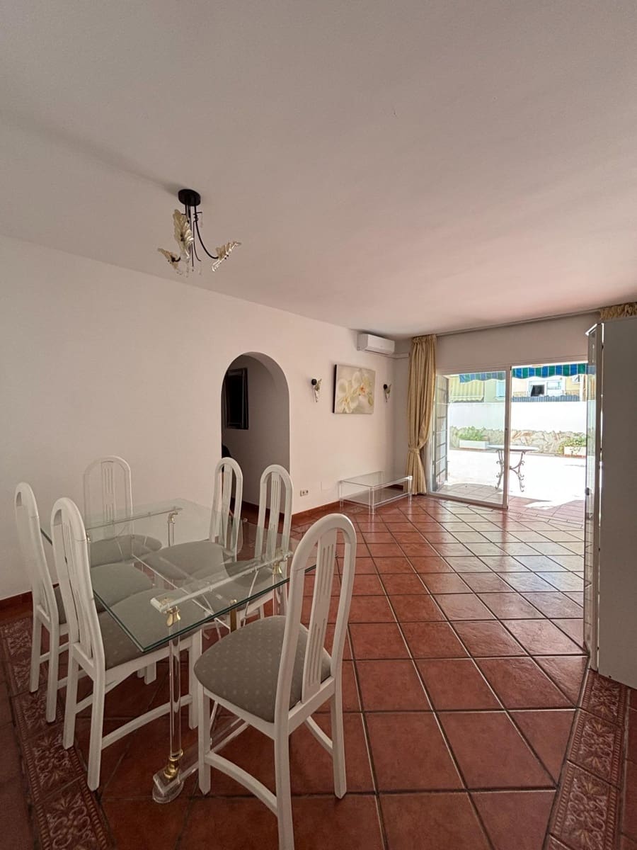 4 soveværelse Lejlighed til salg i Estepona med swimmingpool garage - € 450.000 (Ref: 10109747)