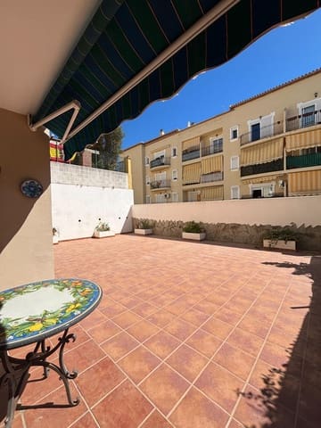 4 soveværelse Lejlighed til salg i Zona Calvario, Estepona med swimmingpool garage - € 450.000 (Ref: 10109747)