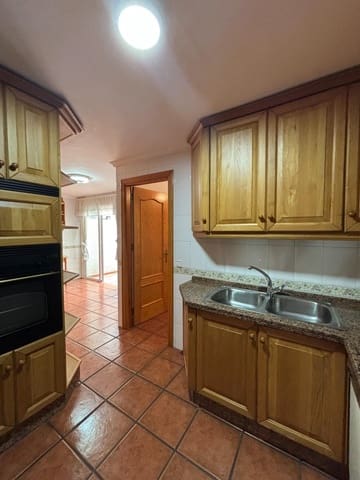 4 soveværelse Lejlighed til salg i Zona Calvario, Estepona med swimmingpool garage - € 450.000 (Ref: 10109747)