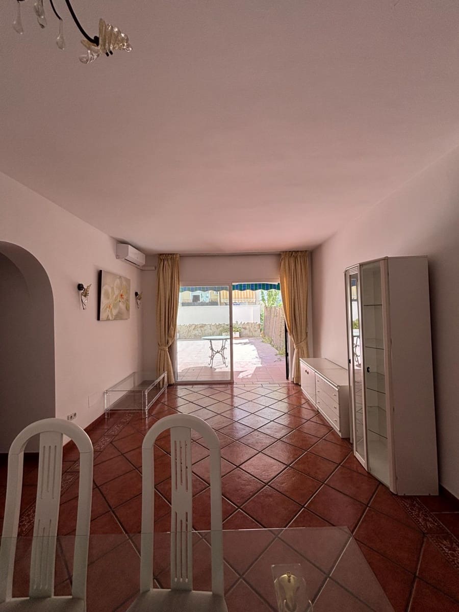 4 soveværelse Lejlighed til salg i Estepona med swimmingpool garage - € 450.000 (Ref: 10109747)