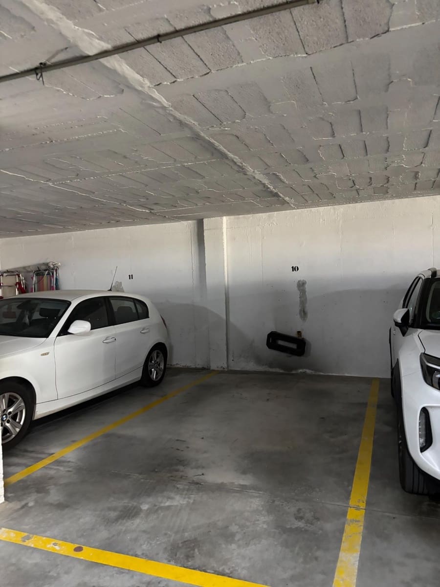 4 soveværelse Lejlighed til salg i Estepona med swimmingpool garage - € 450.000 (Ref: 10109747)