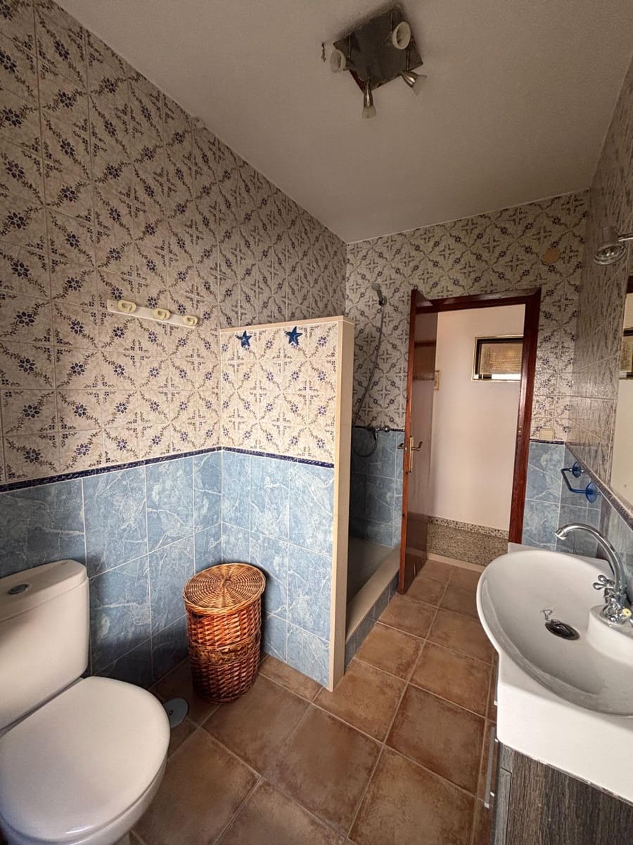 Casa de 3 habitaciones en Estepona en venta - 850.000 € (Ref: 10109748)