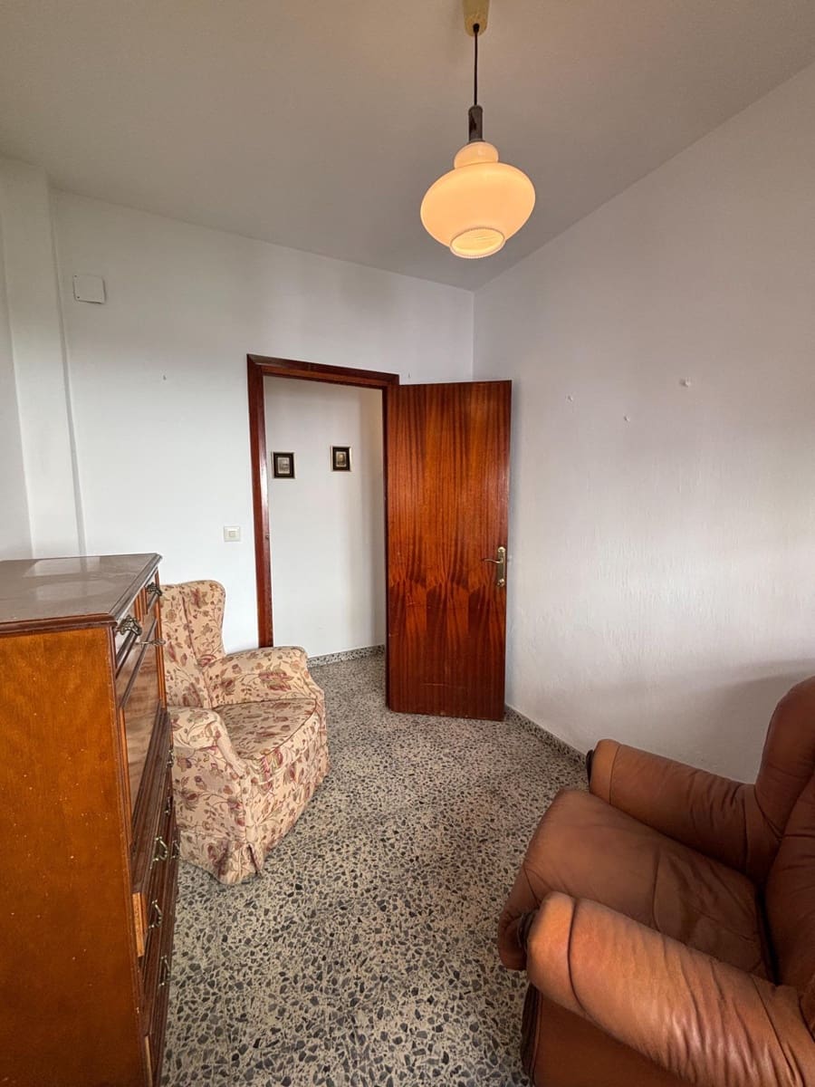 Casa de 3 habitaciones en Estepona en venta - 850.000 € (Ref: 10109748)